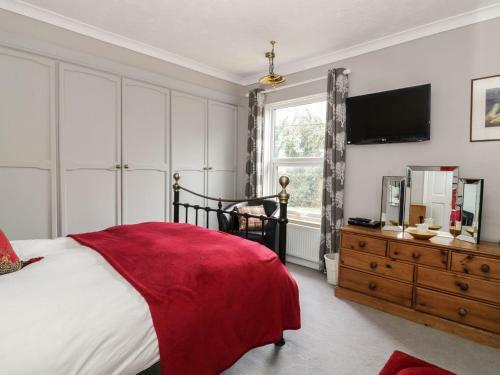 9 Oaklands Terrace