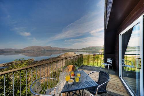 Loch Linnhe Waterfront Lodges