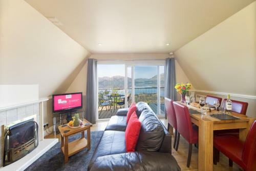 Loch Linnhe Waterfront Lodges