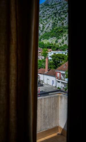 Kotor Tianis Apartments