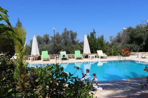 Five Fingers Holiday Bungalows