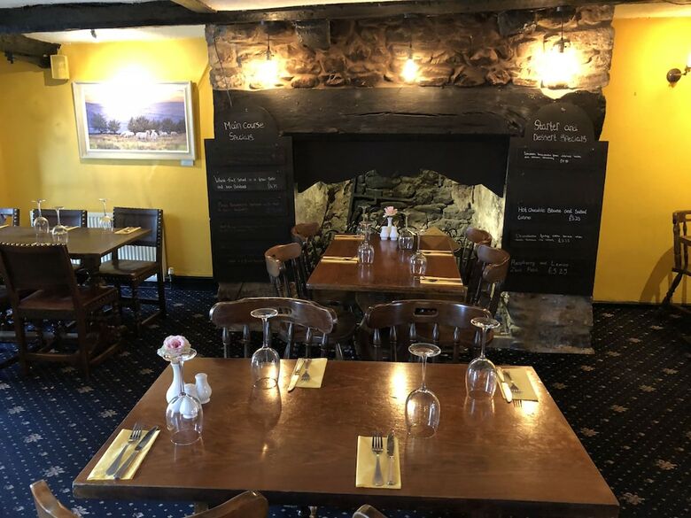 Hostal The Goose And Cuckoo