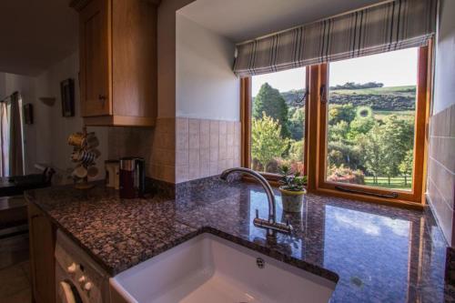 Harthanger View Cottage, Luxborough