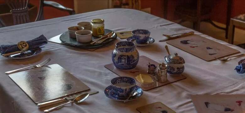 Bed & Breakfast Aylworth Manor