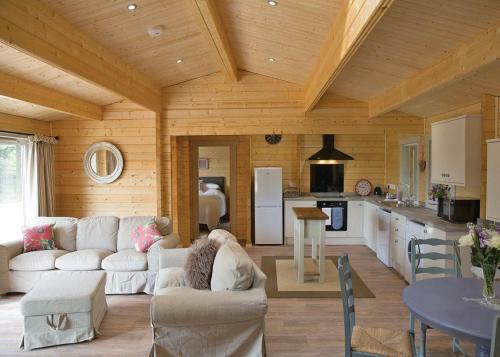 Peckmoor Farm Lodges