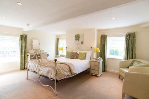 The Treebridge Hotel