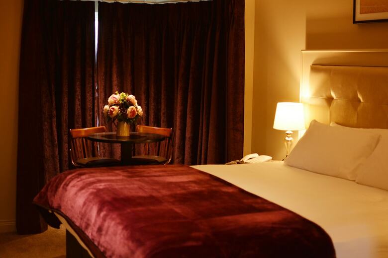 Bed & Breakfast Rooms At Rue