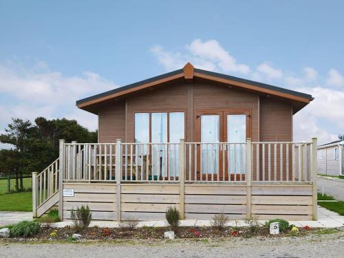 Sunset Lodge