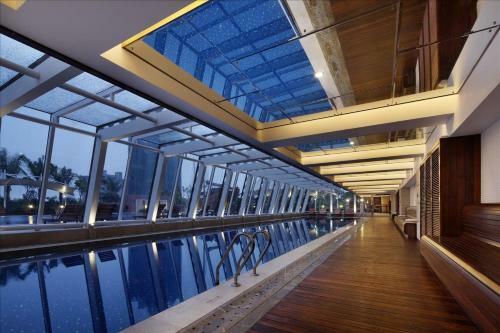 Sovereign Hotel Zhanjiang
