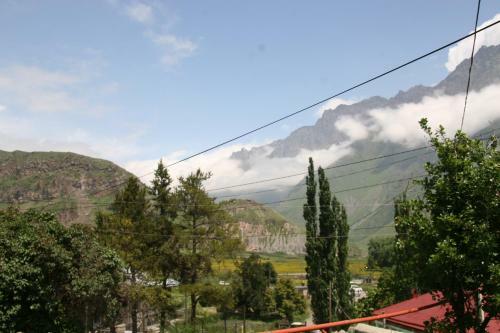 Hostal Guest House Sabauri