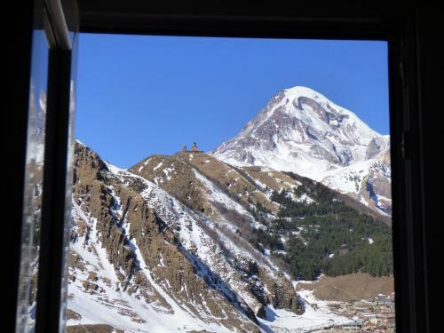 Hostal Anano Guest House