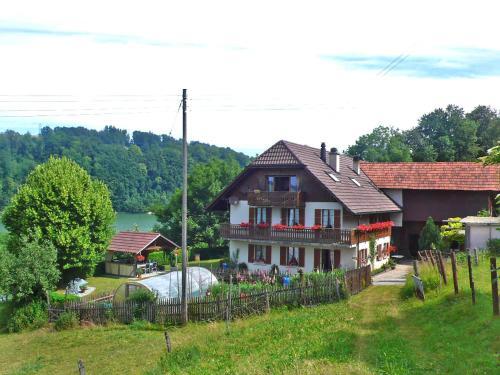 Apartment Staad Dudingen