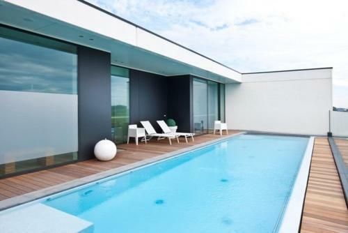 Blue Woods Hotel