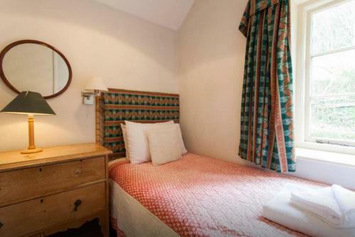 Owlpen Manor Cottages