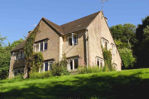 Owlpen Manor Cottages