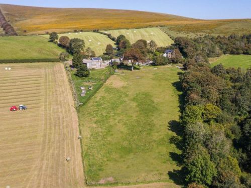 Hatchwell Lodge