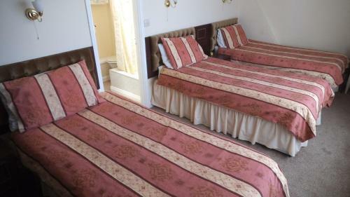 Hostal Thalatta Guest House