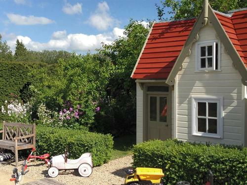 Newmarket Cottage