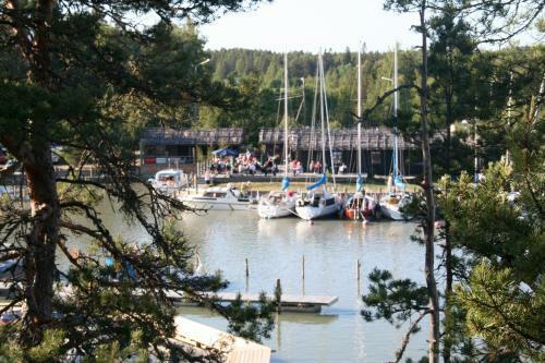 Peterzens Boathouse