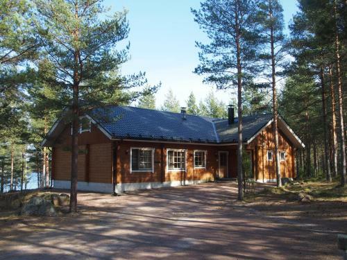 R�nn�s Cottages And Fishing