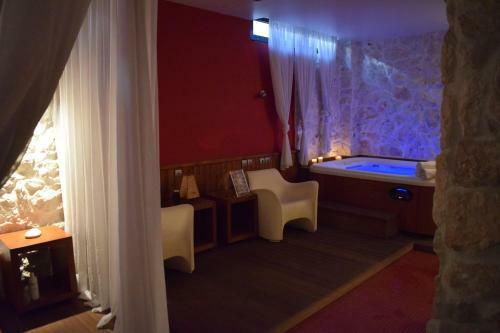 Hagiati Anastasiou Hotel & Spa