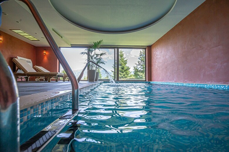 Hotel Anavasi Mountain Resort