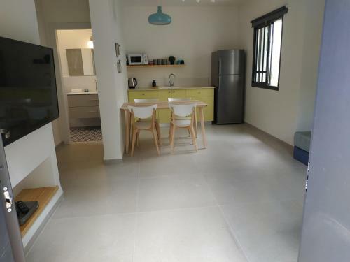 Hostal Kurlender Guest House