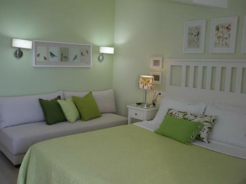 Haris Apartments