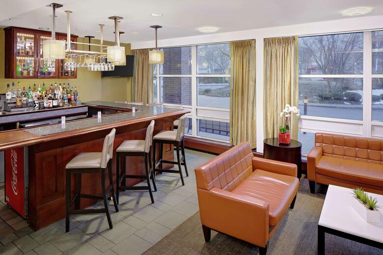 Hotel Doubletree Club Bayside