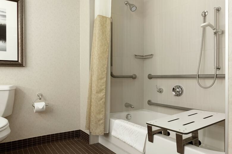 Hotel Doubletree Club Bayside