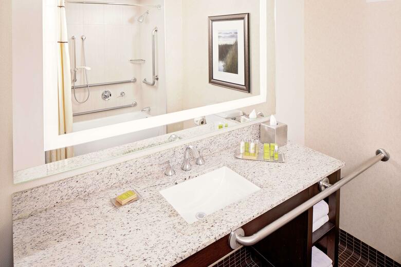 Hotel Doubletree Club Bayside