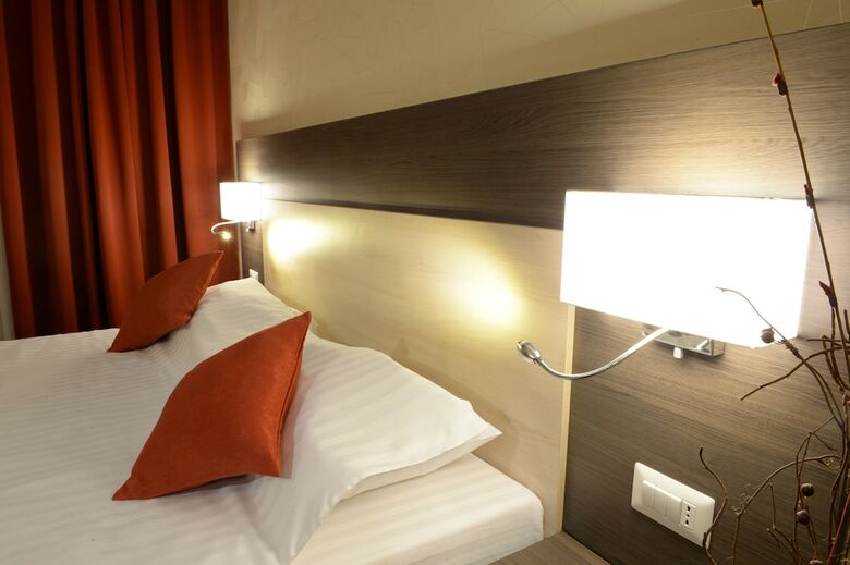Galaxy Hotel