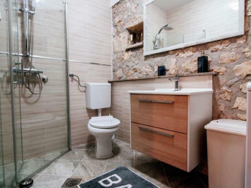 Peaceful Holiday Home With Pool In Kakma