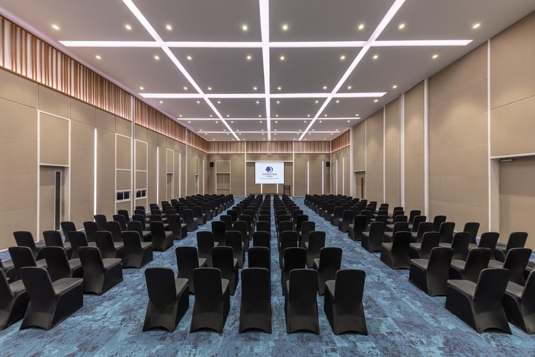 Hotel Doubletree By Hilton Phuket Banthai Resort