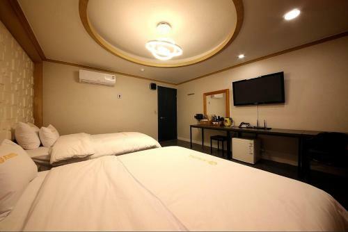Geoje A-plus Hotel