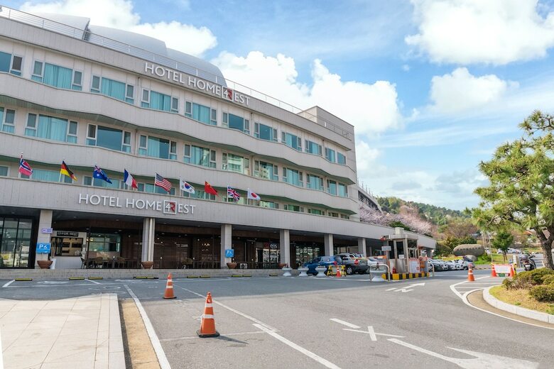 Hotel Homefourest