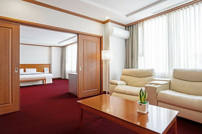 Hotel Homefourest