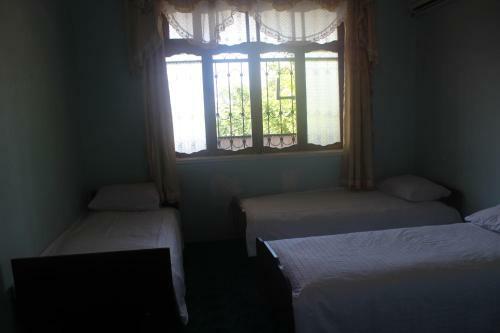 Canal Hostel