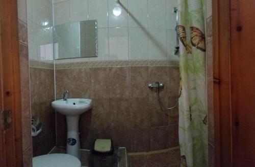 Hostal Guest House Bugaz