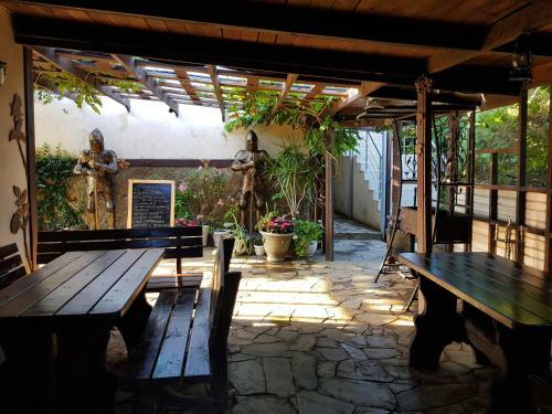 Hostal Villa Rose