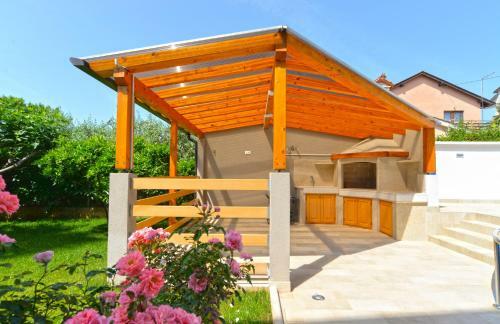 Hostal Apartments And Rooms Novigrad 1624