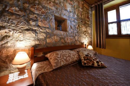 Studio Apartment Legovic With Terrace