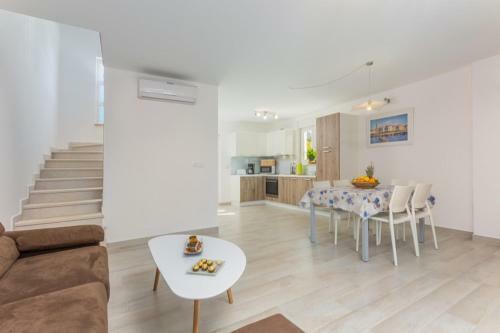 Apartamentos Villa Ren