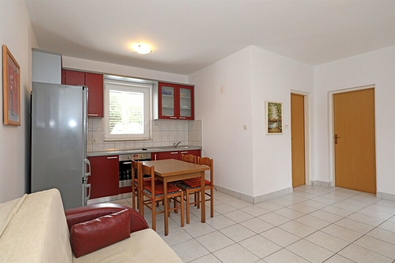 Apartments Karolina