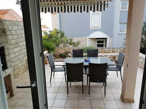 Deluxe Apartment Novalja