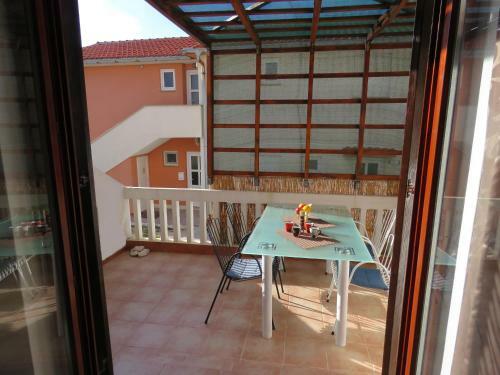 Apartment Novalja Summer