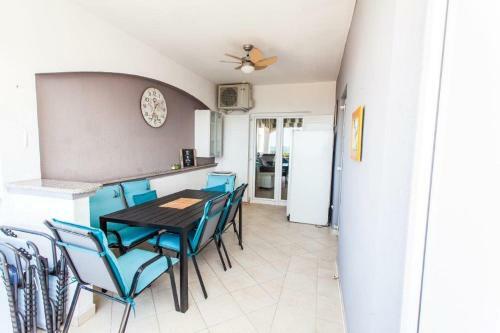 Apartment Teta Ana - Novalja