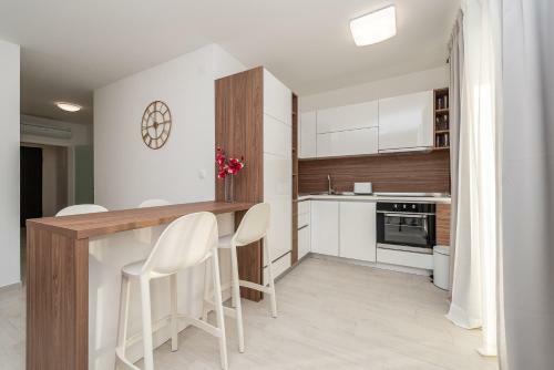 Apartamento Pool Villas Maris