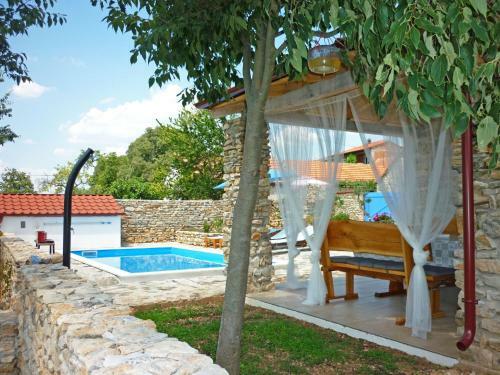Holiday Home Mateana