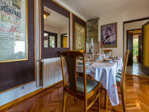 Vaho Holiday Home